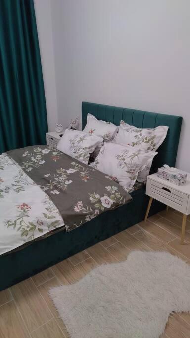Cozyapartment14 Rosu ภายนอก รูปภาพ